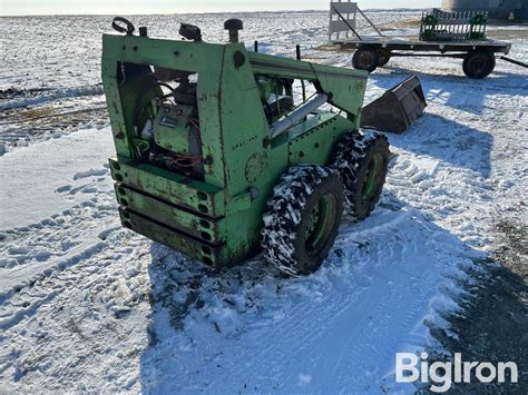 omc 1200 skid steer tires|OMC 1200 , owatonna , jd24 , variable drive, vh4d.